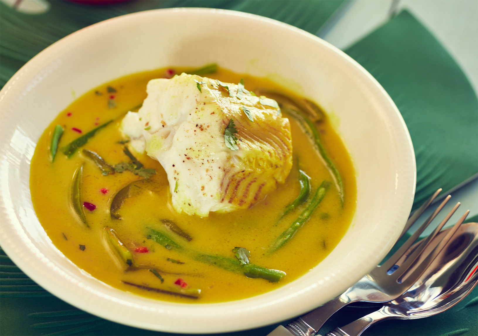 Dyer with Thai Sauce and Green Beans - Recipe BCook